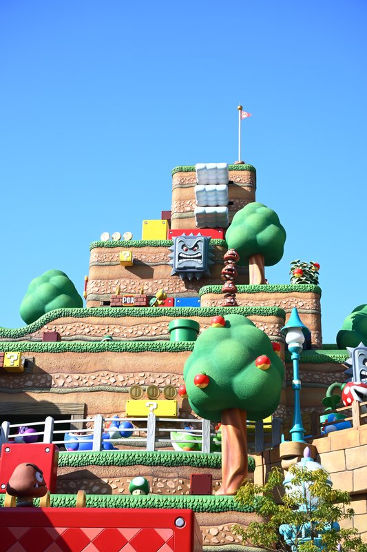 『色鮮やかなマリオの丘で遊ぶ休日』

📸 NIKON ZR + NIKKOR Z 24-70mm ...の画像