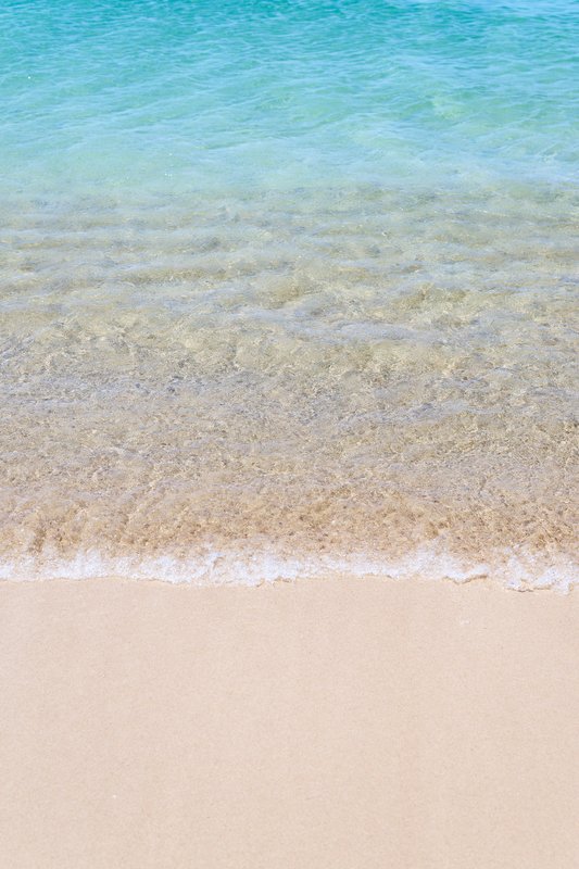 『透き通る海と白い砂浜の境界の光景』

📸 NIKON Z 8 + NIKKOR Z 70-200...の画像